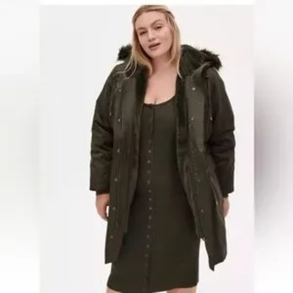 NWT Torrid Green Utility Jacket with Quilted Design and Hood 3n1